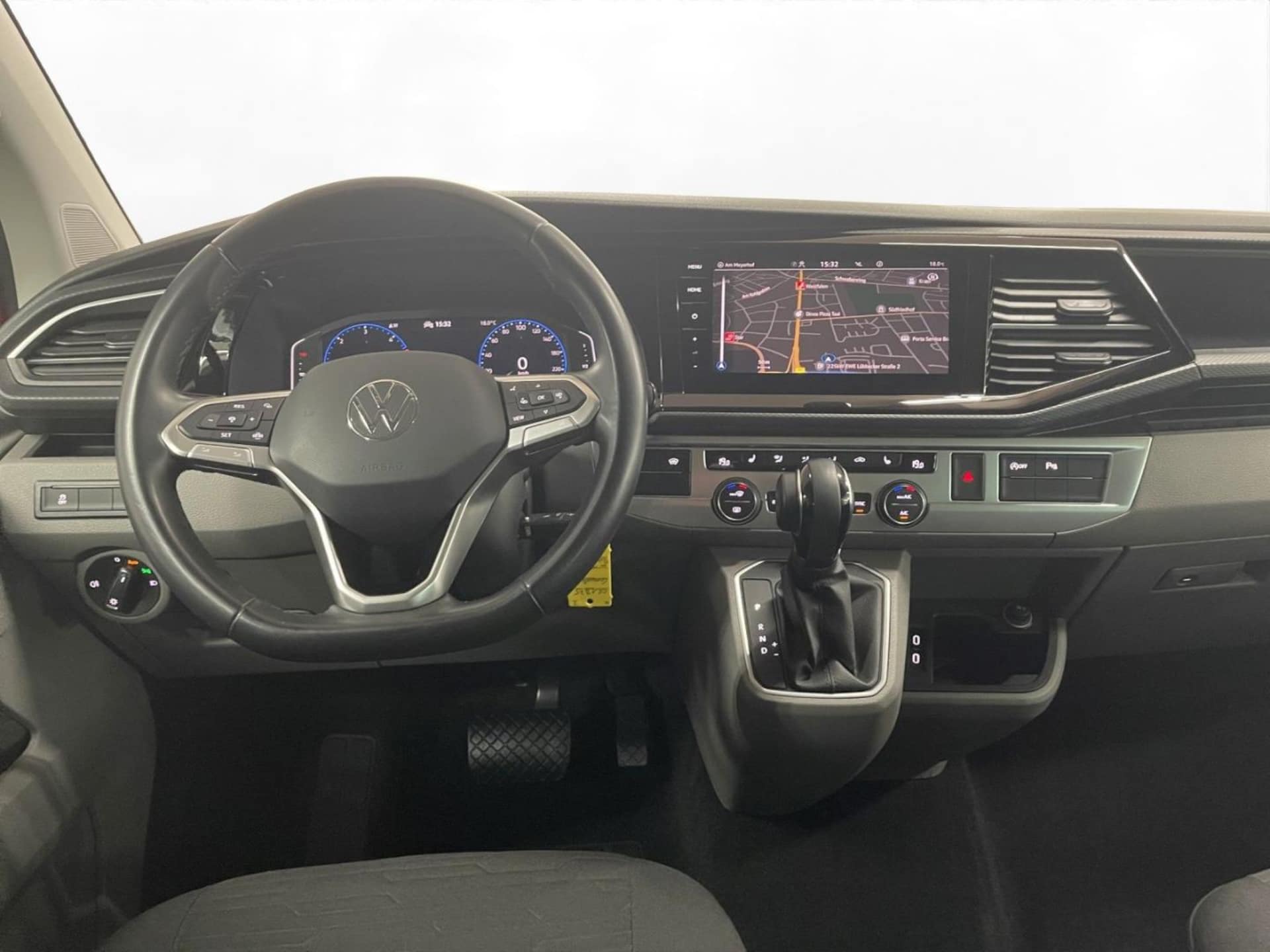 Volkswagen T6.1 Caravelle langer Radstand Comfortline
