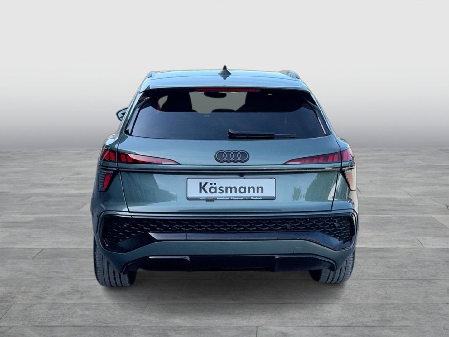 Bild über Audi Q3 SUV TFSI 110 kW S tronic - für weitere Informationen kontaktieren Sie den Audi Partner