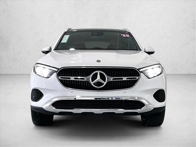 2025 Mercedes-Benz GLC 300