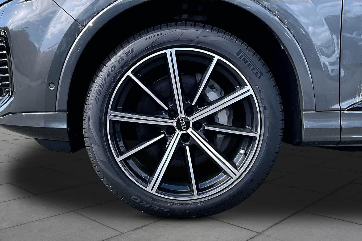 2026 Audi Q7 Premium Plus - Photo 11