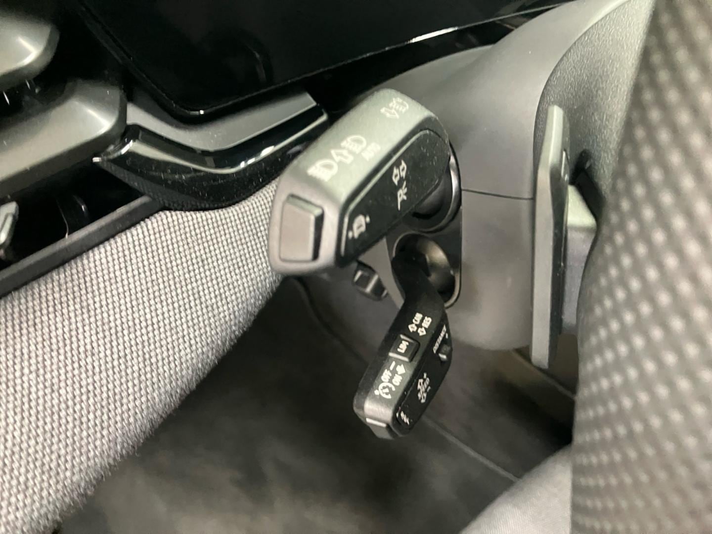 Bild über Audi A5 Avant TDI quattro 150 kW S tronic - für weitere Informationen kontaktieren Sie den Audi Partner