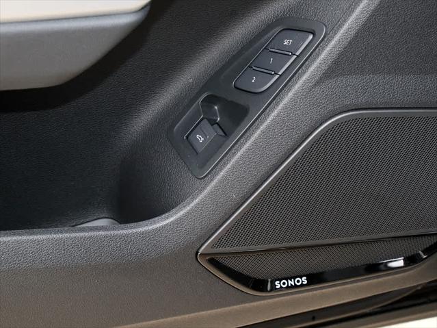 2025 AUDI Q3 - Image 24