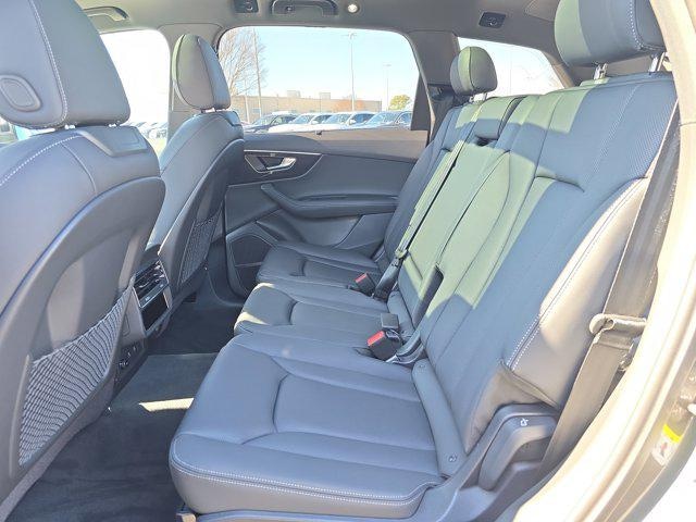 2026 Audi Q7 Premium Plus - Photo 14