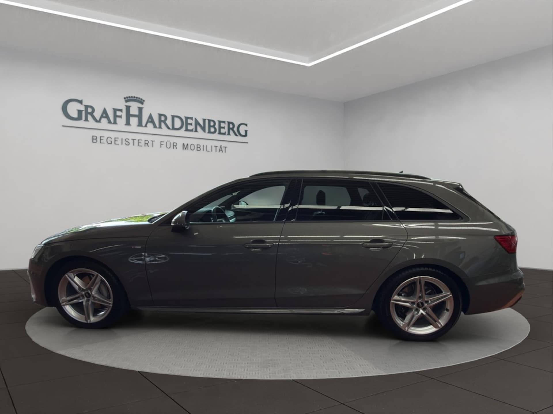 Audi A4 Avant S line