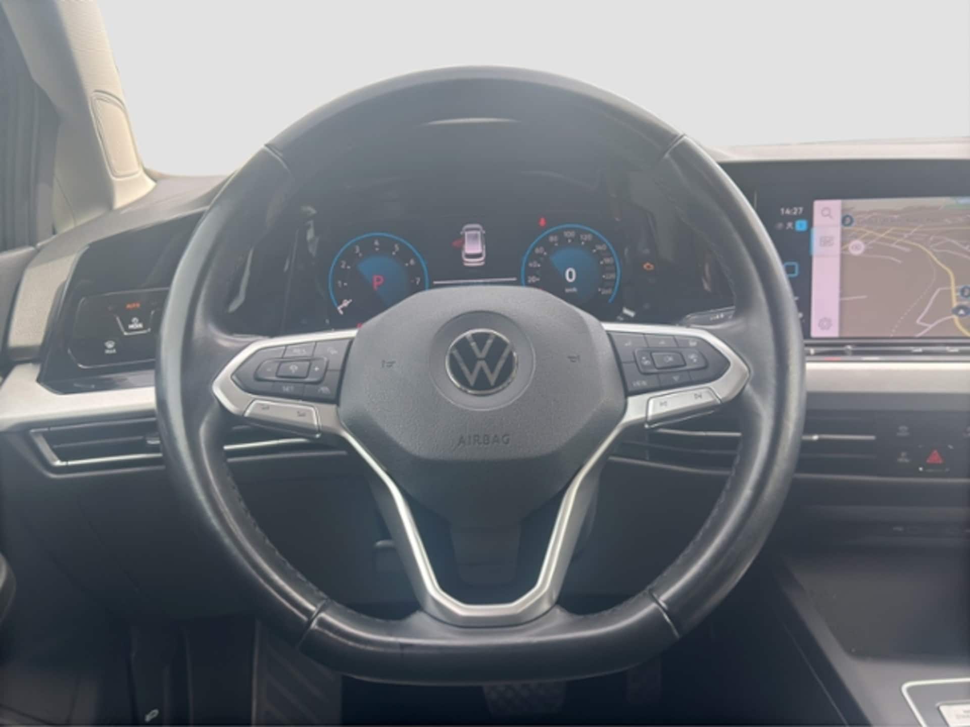 Volkswagen Golf Variant Life