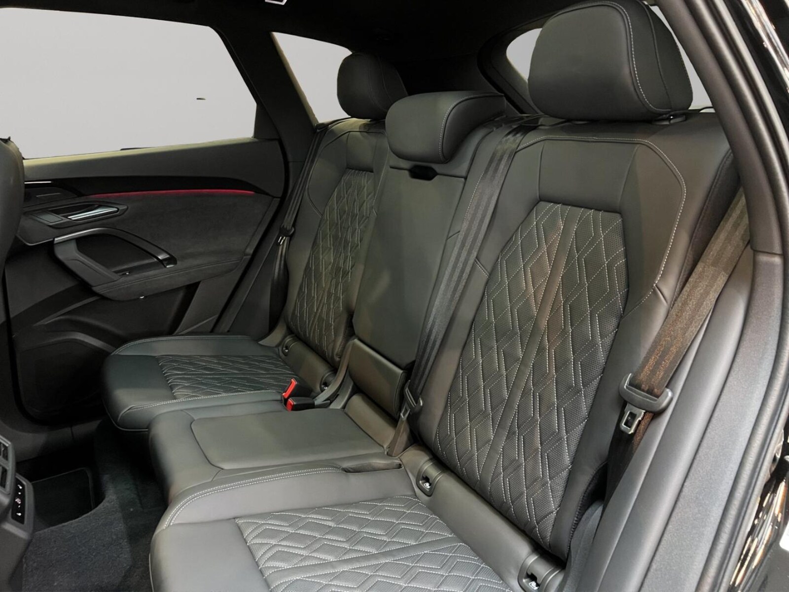 Audi SQ5 – Bild 13