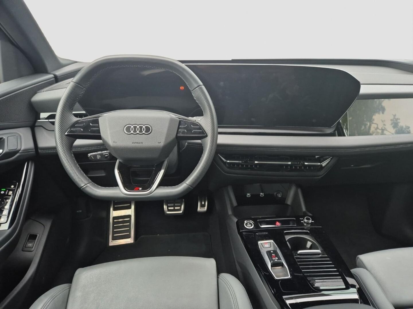 Bild über Audi Q6 SUV e-tron e-tron quattro - für weitere Informationen kontaktieren Sie den Audi Partner