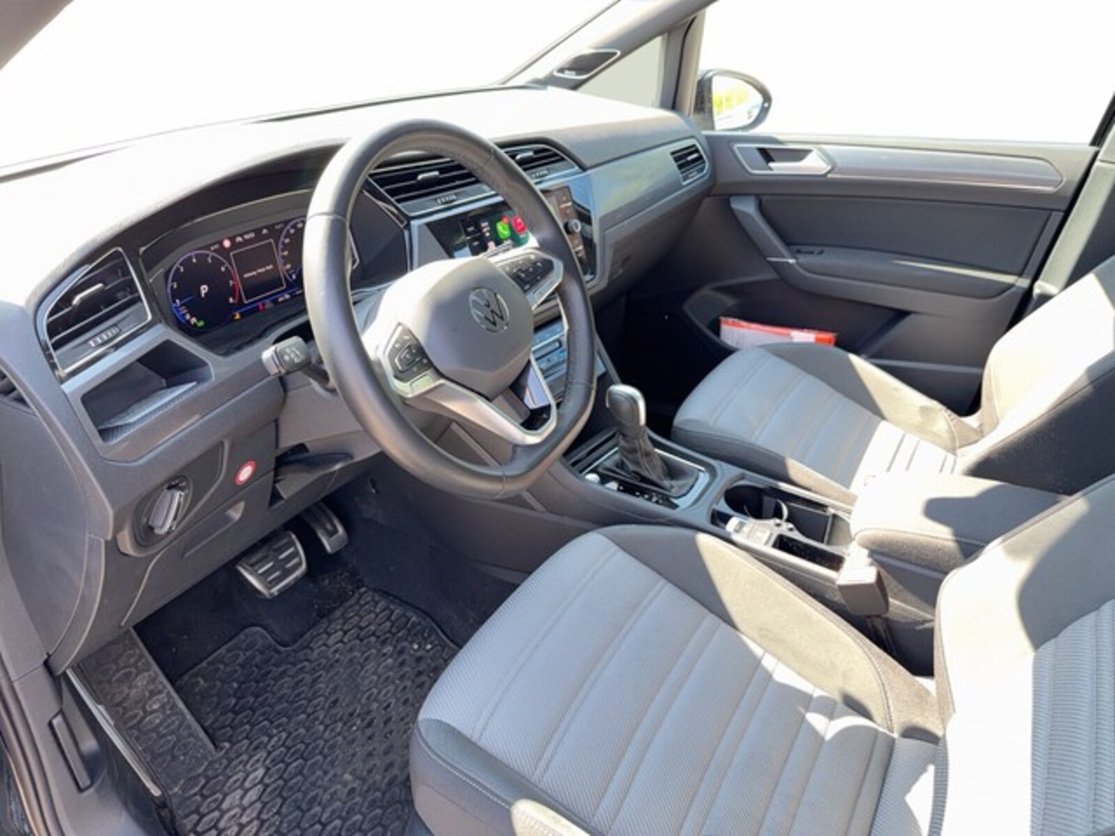 Volkswagen Touran – Bild 8