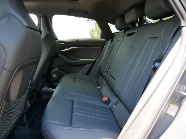 2027 Audi Q6 Sportback e-tron Premium Plus - Photo 10