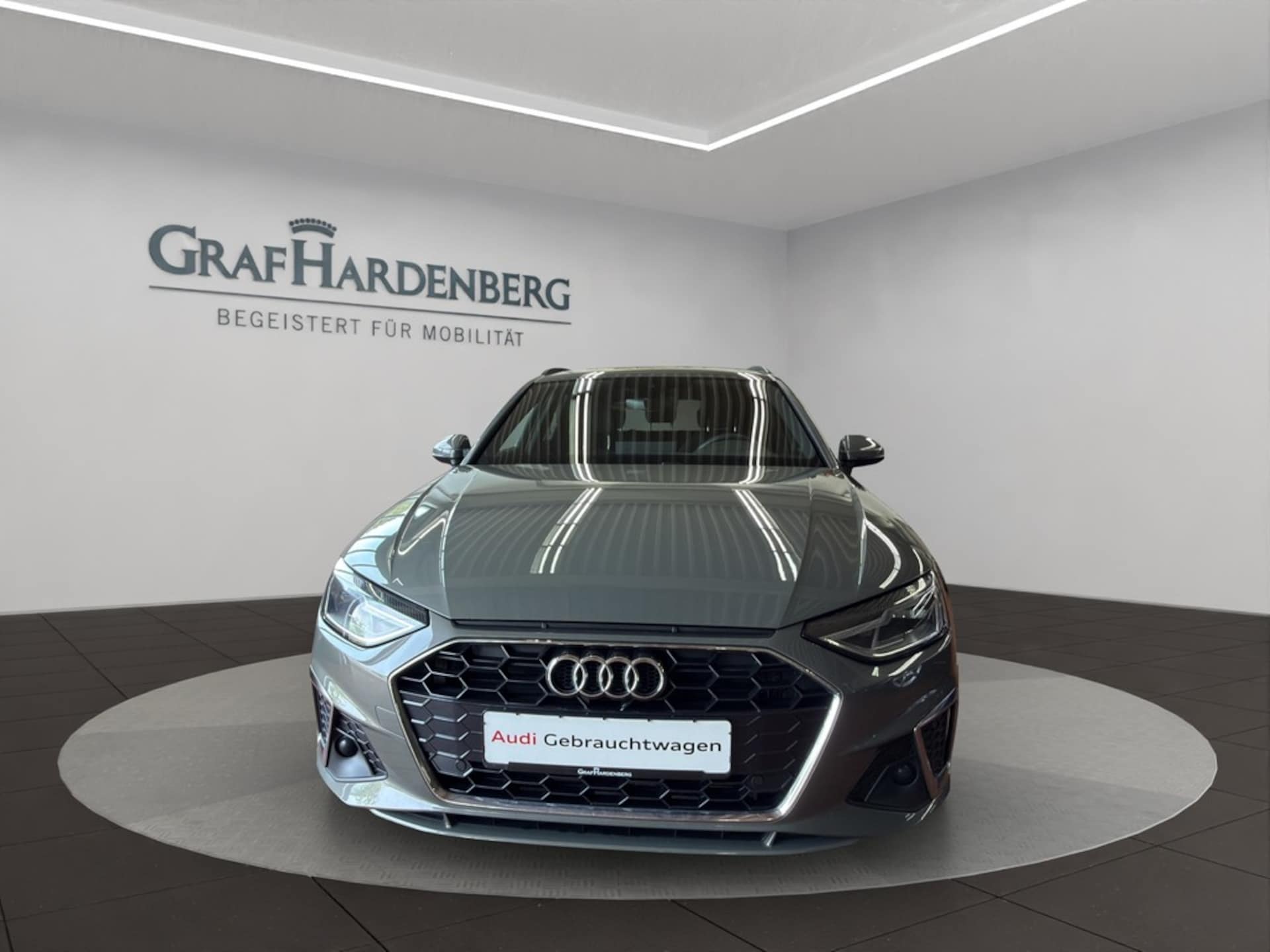 Audi A4 Avant S line
