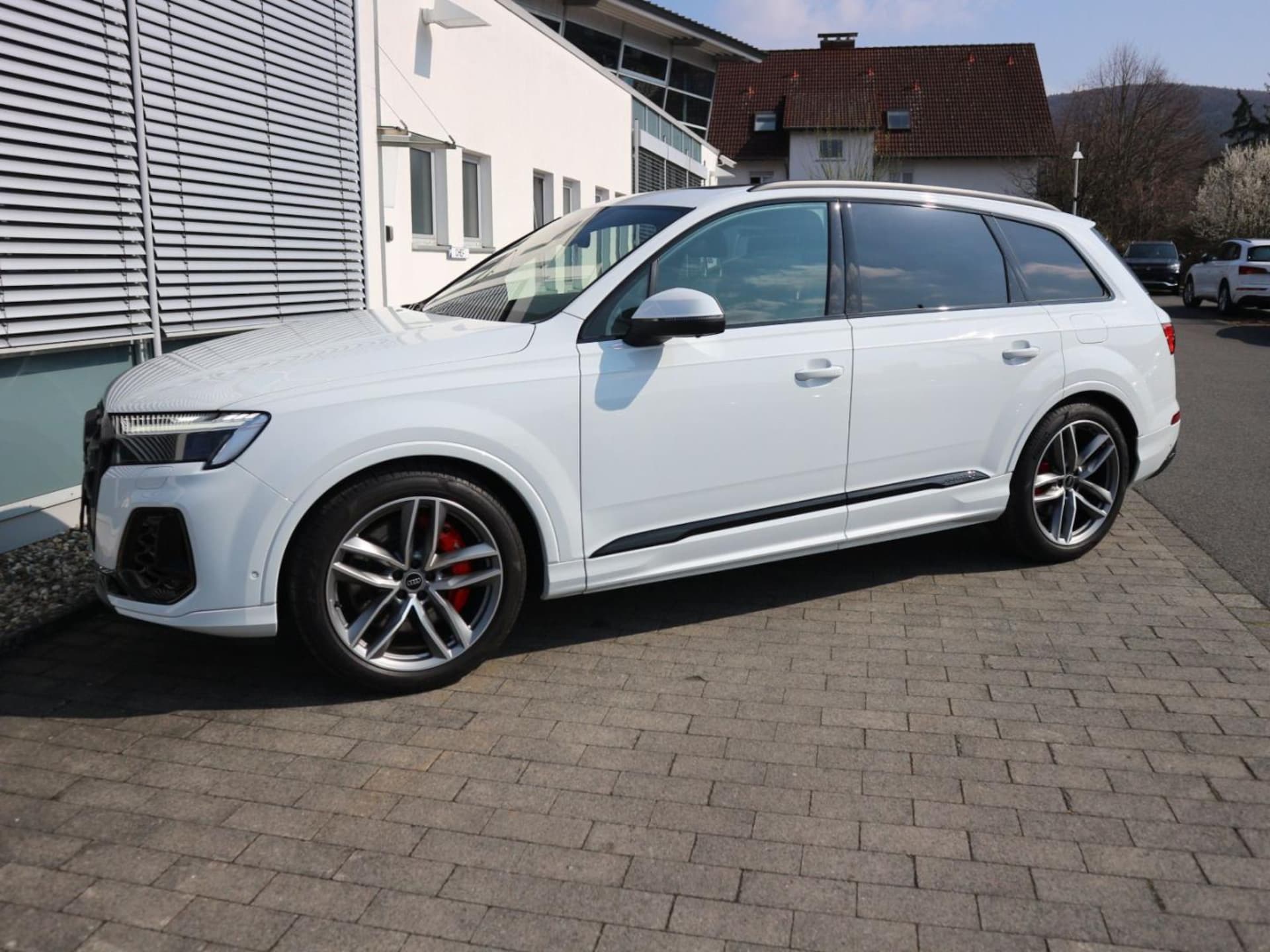 Audi Q7 SUV TFSI e S line
