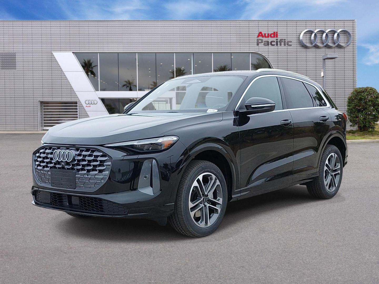 2026 Audi Q5 Premium Plus quattro's photo