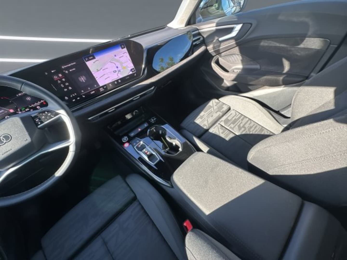 Bild über Audi A5 Avant TDI 150 kW S tronic - für weitere Informationen kontaktieren Sie den Audi Partner