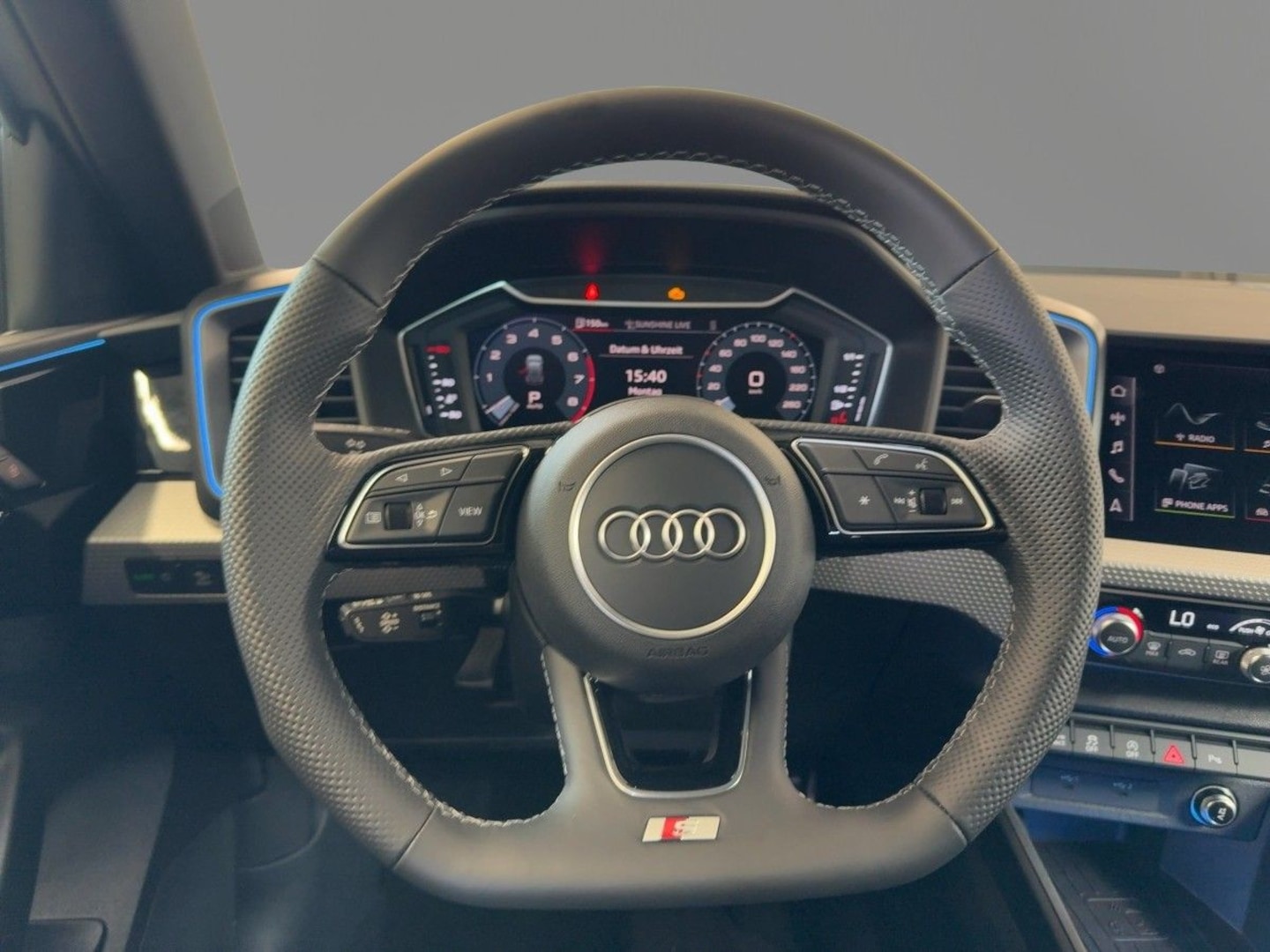 Bild über Audi A1 Sportback S line 40 TFSI S tronic - für weitere Informationen kontaktieren Sie den Audi Partner