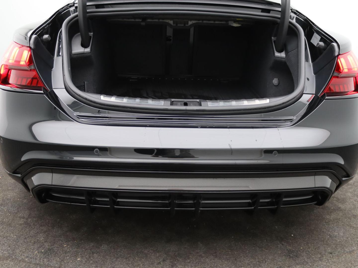 Image about Audi RS e-tron GT e-tron quattro