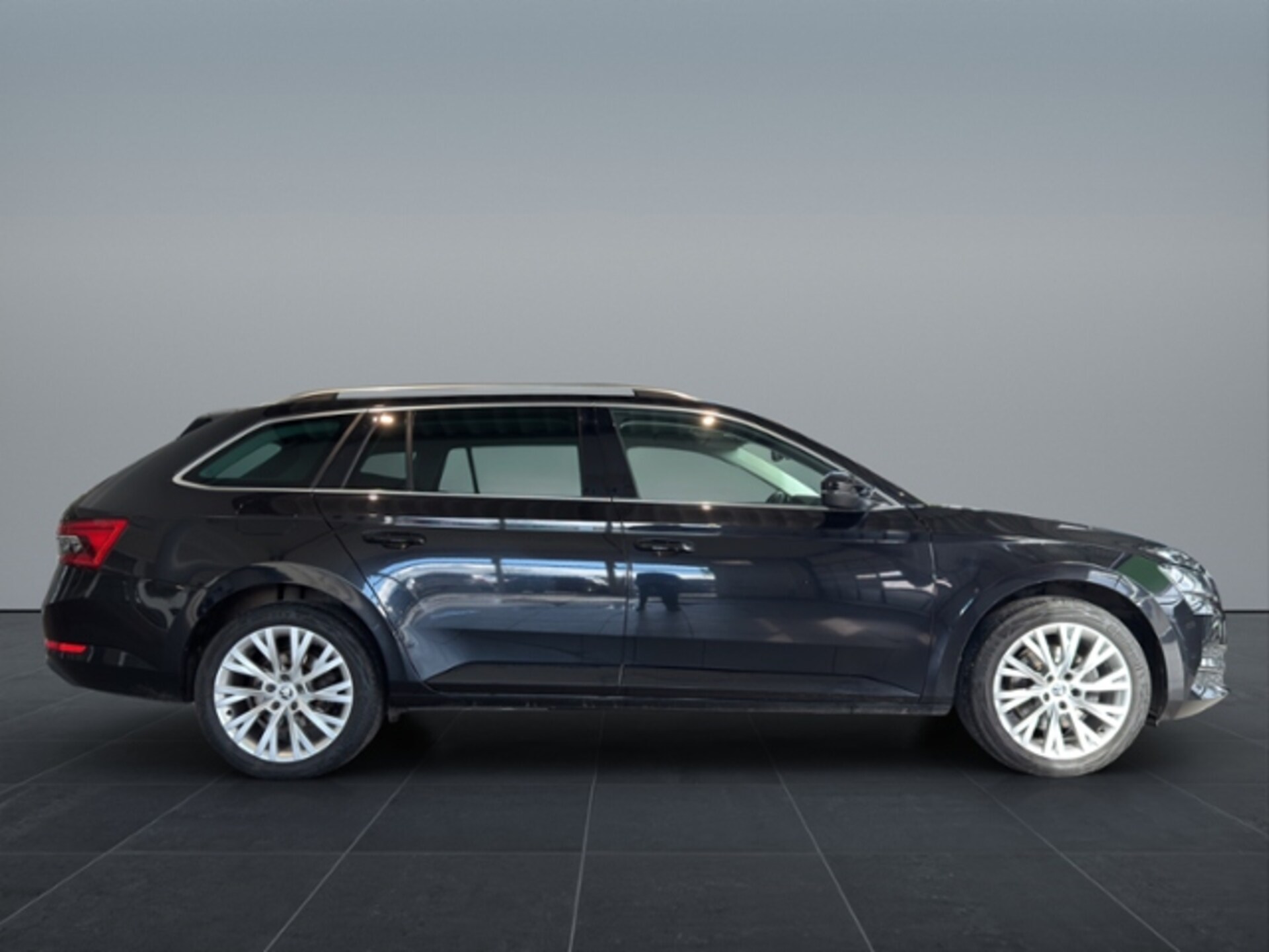 Skoda Superb Combi Style