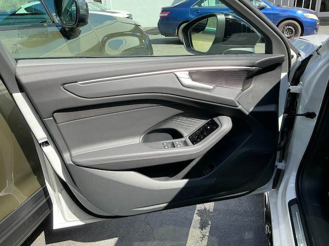 2026 Audi A6 Premium Plus - Photo 30
