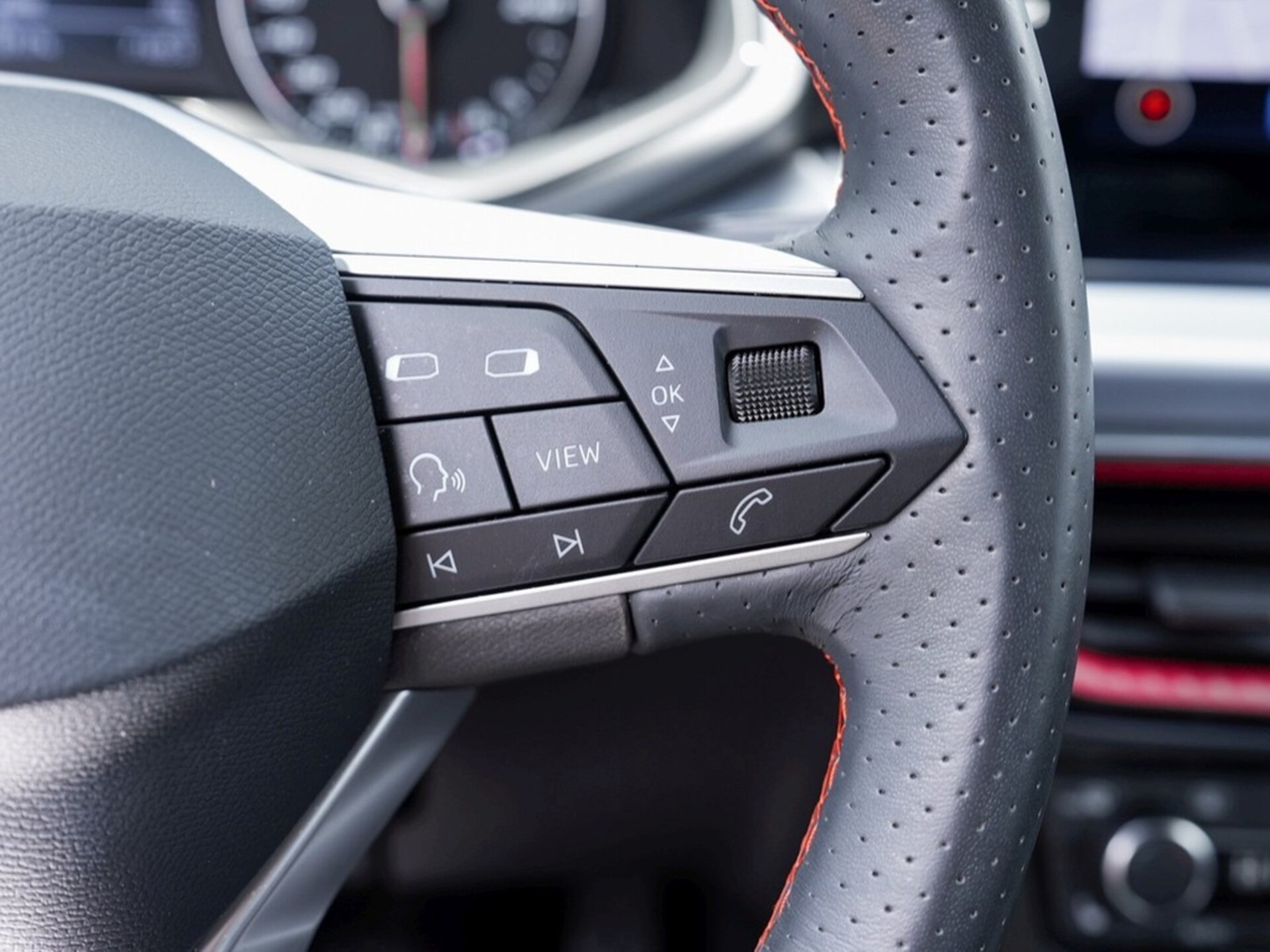 SEAT Arona FR