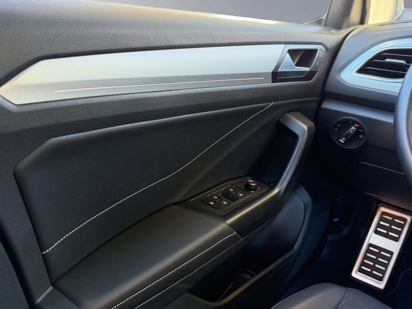 Volkswagen T-Roc – Bild 13