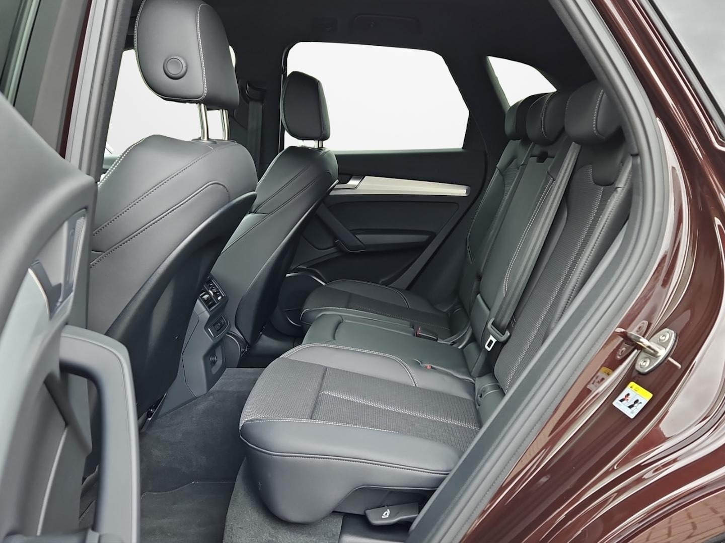 Bild über Audi Q5 40 TDI quattro 150 kW S tronic - für weitere Informationen kontaktieren Sie den Audi Partner