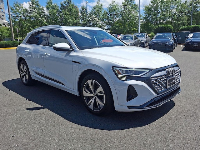2024 Audi Q8 e-tron