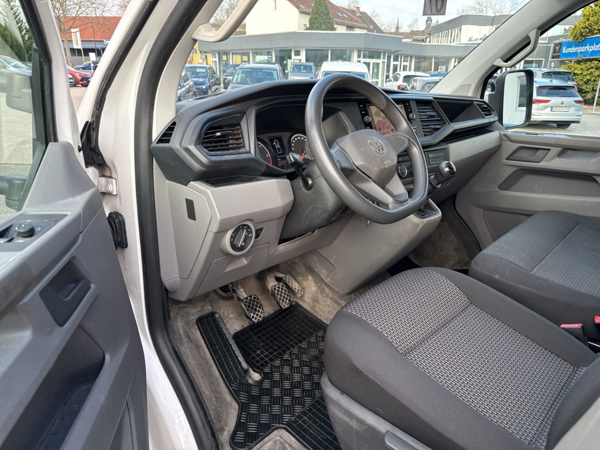 Volkswagen T6.1 Transporter Pritschenwagen Doppelkabine