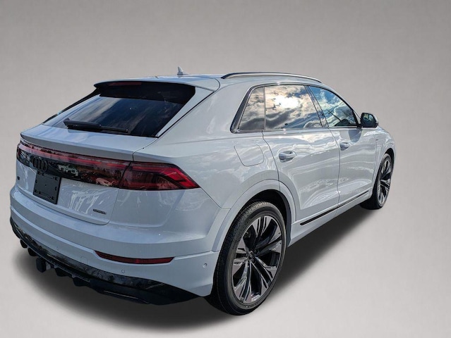 2026 Audi Q8