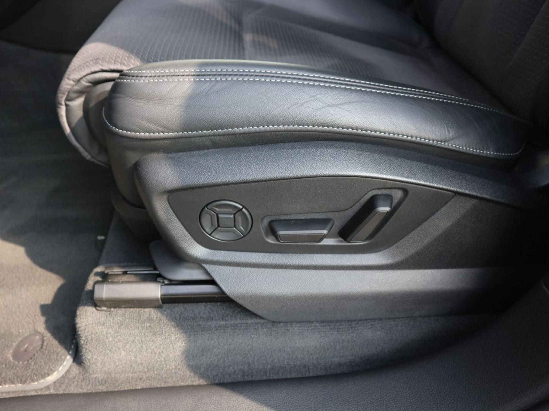Audi Q7 SUV TFSI e S line