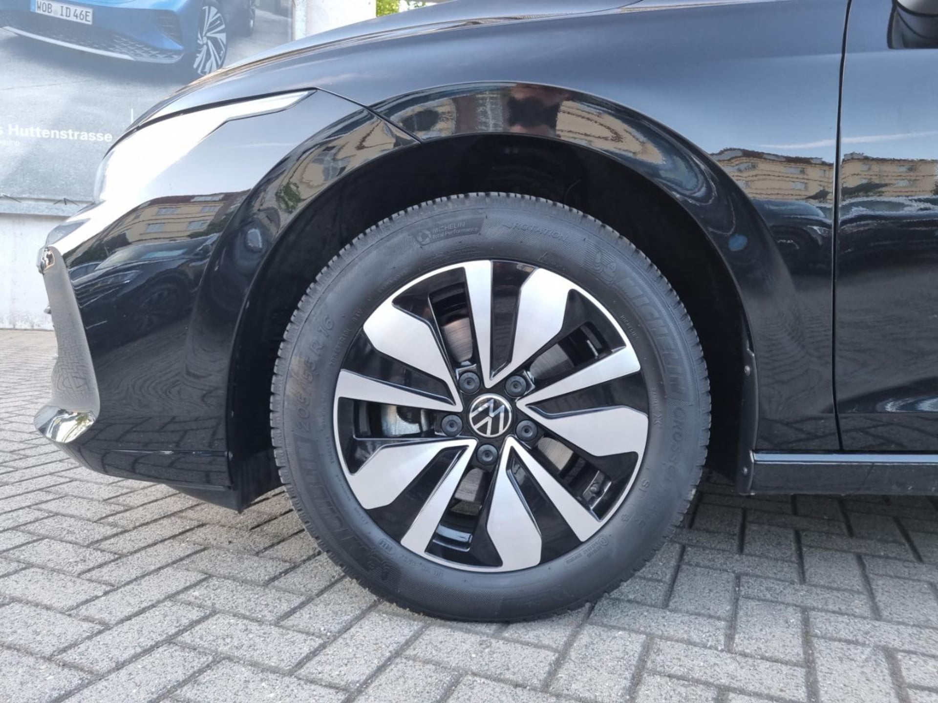 Volkswagen Golf Life