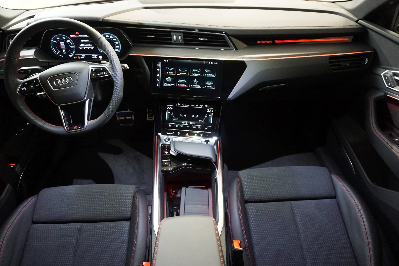 Image about Audi Q8 e-tron Black Edition 50 e-tron quattro 250,00 kW