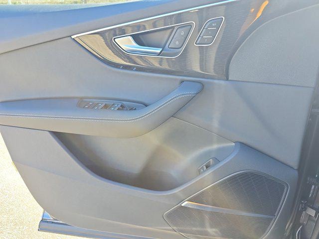 2026 Audi Q7 Premium Plus - Photo 25