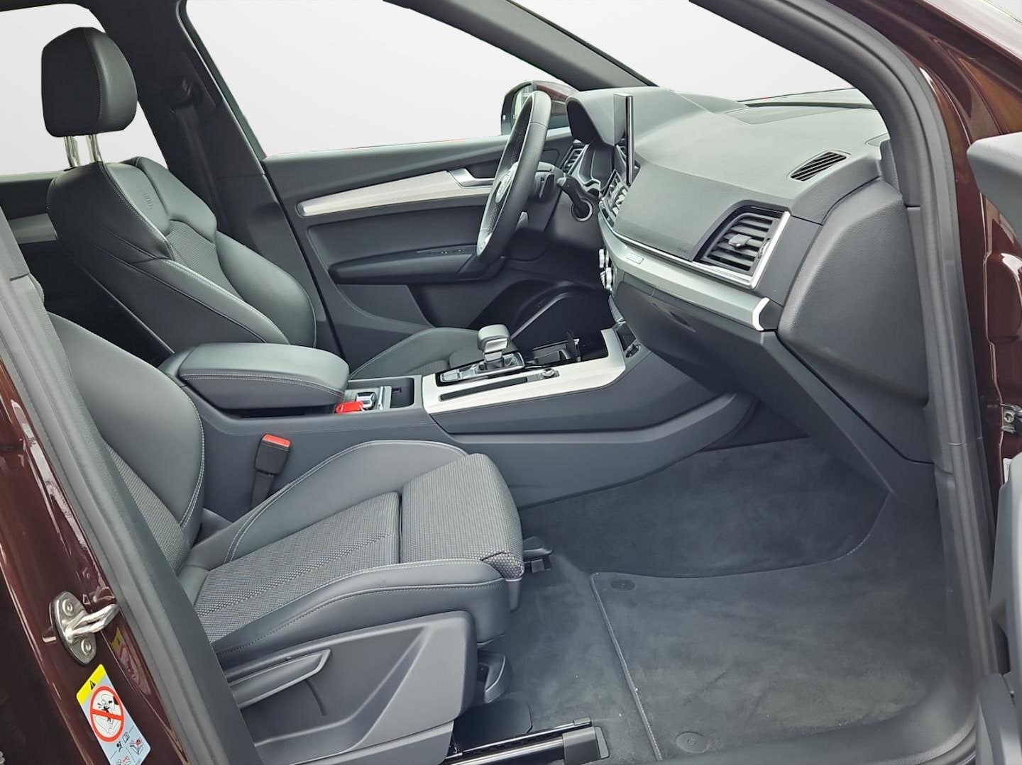 Bild über Audi Q5 40 TDI quattro 150 kW S tronic - für weitere Informationen kontaktieren Sie den Audi Partner