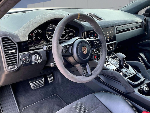 2022 Porsche Cayenne Coupé