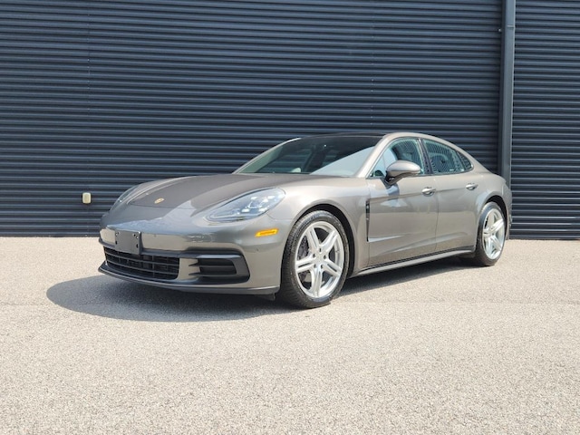 2018 Porsche Panamera
