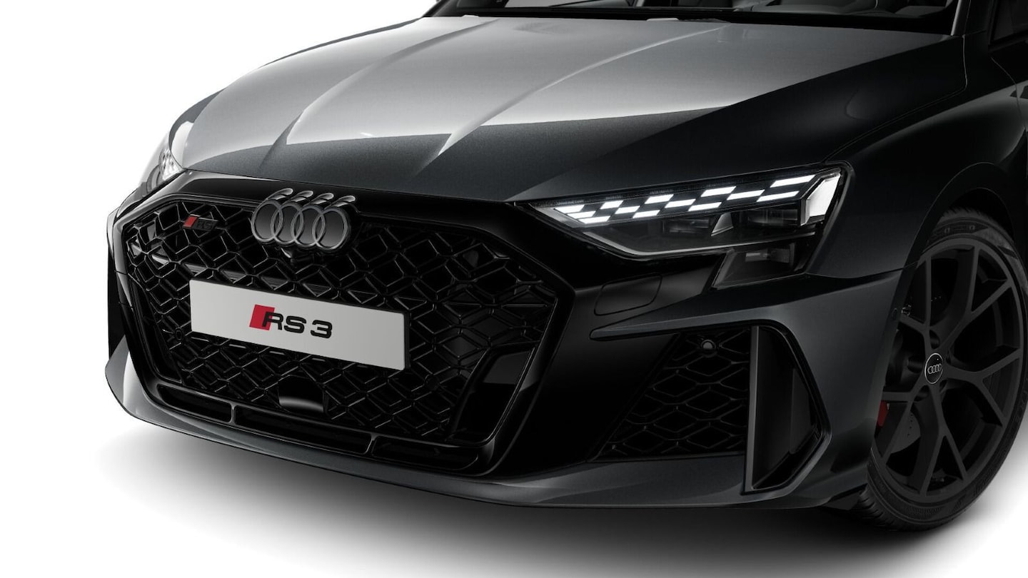Bild über Audi RS 3 Limousine TFSI quattro 294 kW S tronic - für weitere Informationen kontaktieren Sie den Audi Partner