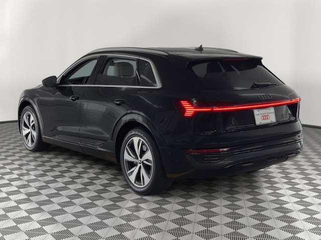 2024 Audi Q8 e-tron