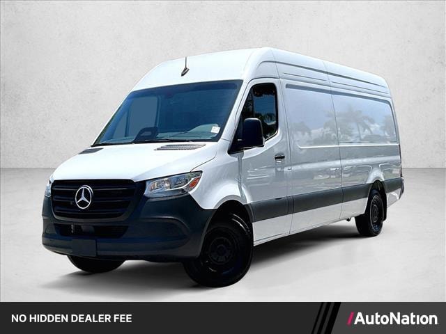2025 Mercedes-Benz