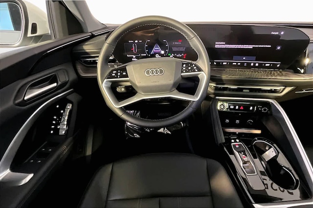2025 Audi Q5 Premium - Photo 10
