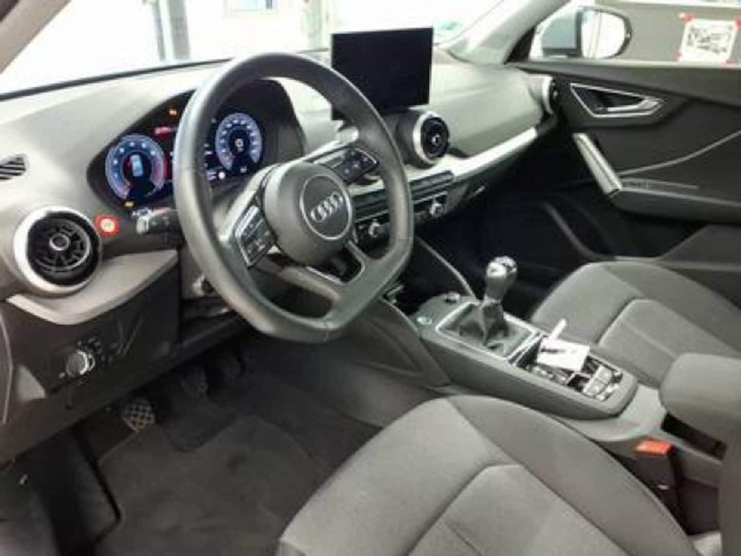 Bild über Audi Q2 S line 30 TFSI Schaltgetriebe - für weitere Informationen kontaktieren Sie den Audi Partner