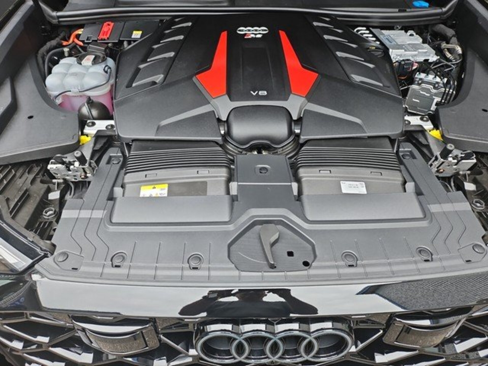 Audi RS Q8 SUV