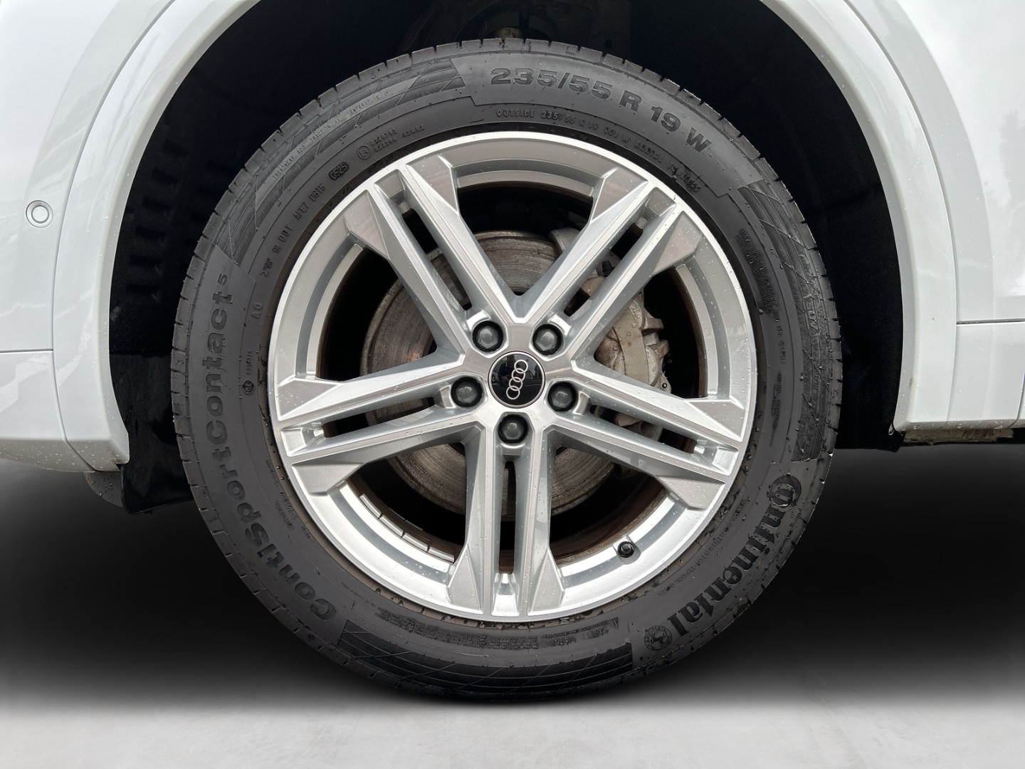 Bild über Audi Q5 Sportback 40 TFSI quattro S tronic - für weitere Informationen kontaktieren Sie den Audi Partner
