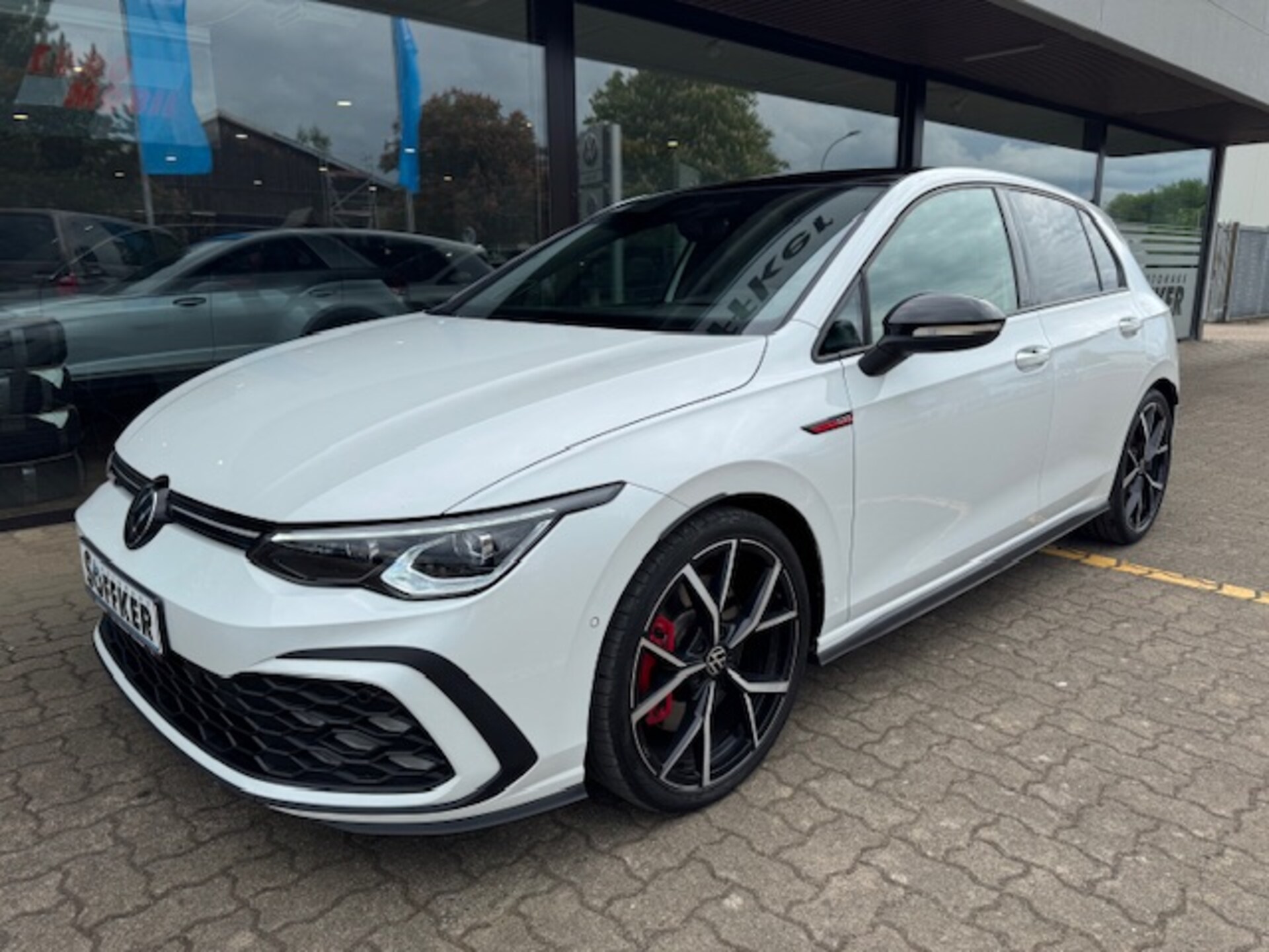 Volkswagen Golf GTI