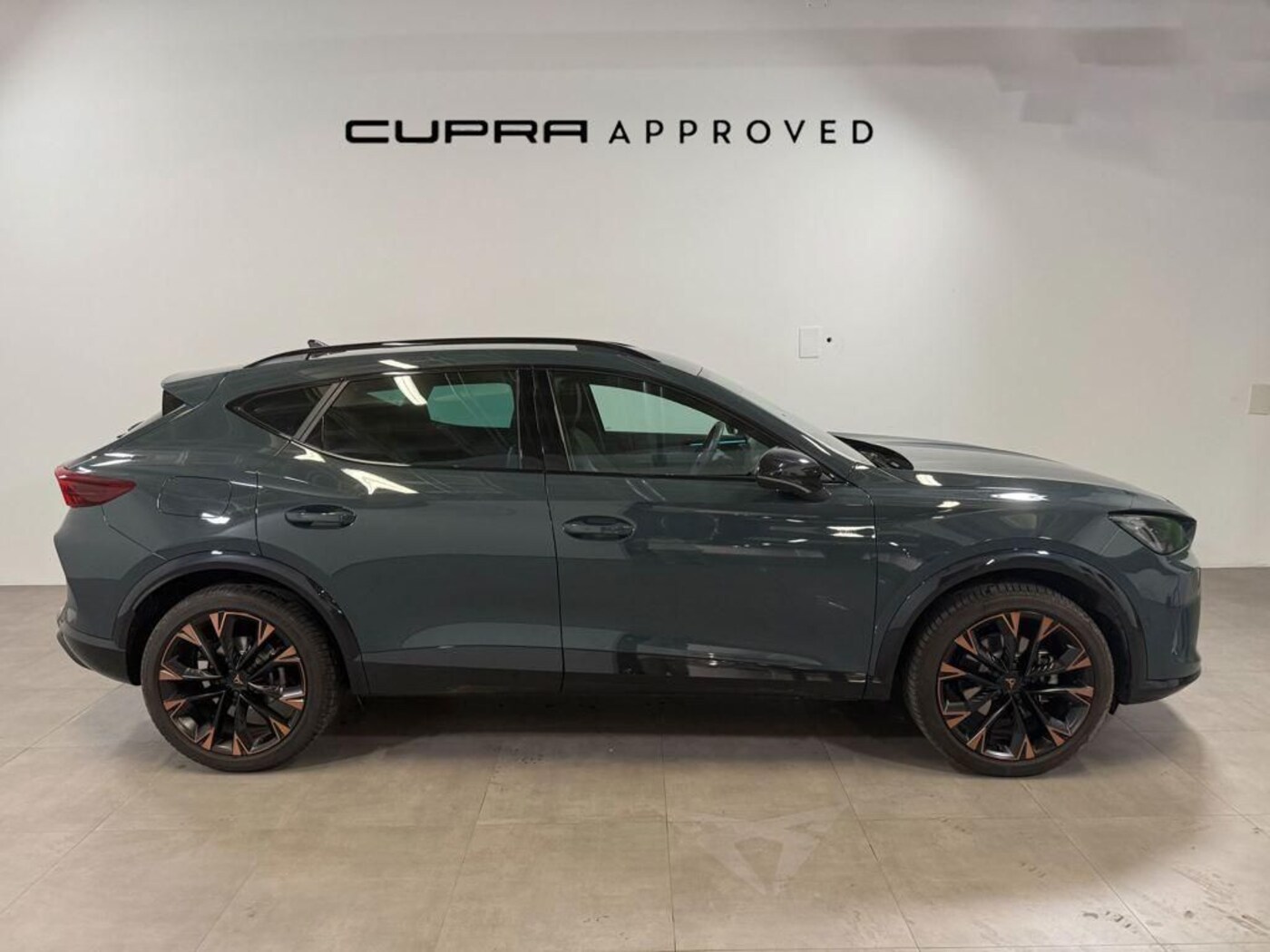CUPRA Formentor 1.5 TSI e-Hybrid DSG 150 kW (204 CV) — photo 4