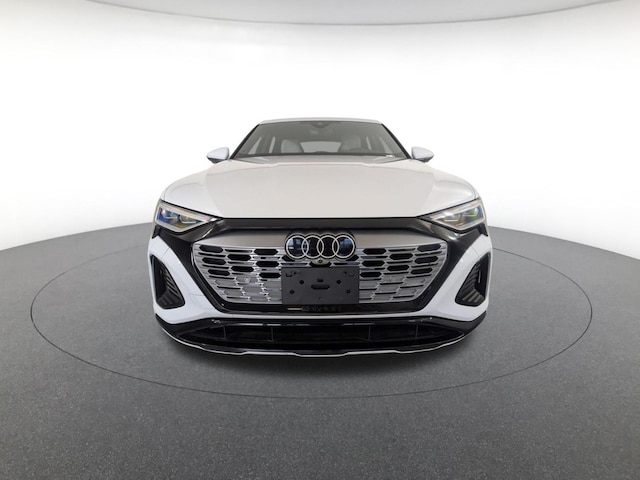 2024 Audi Q8 Sportback e-tron
