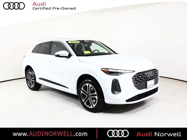 Photo of 2025 Audi Q5