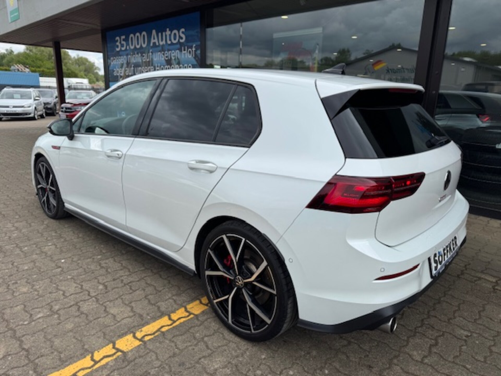 Volkswagen Golf GTI