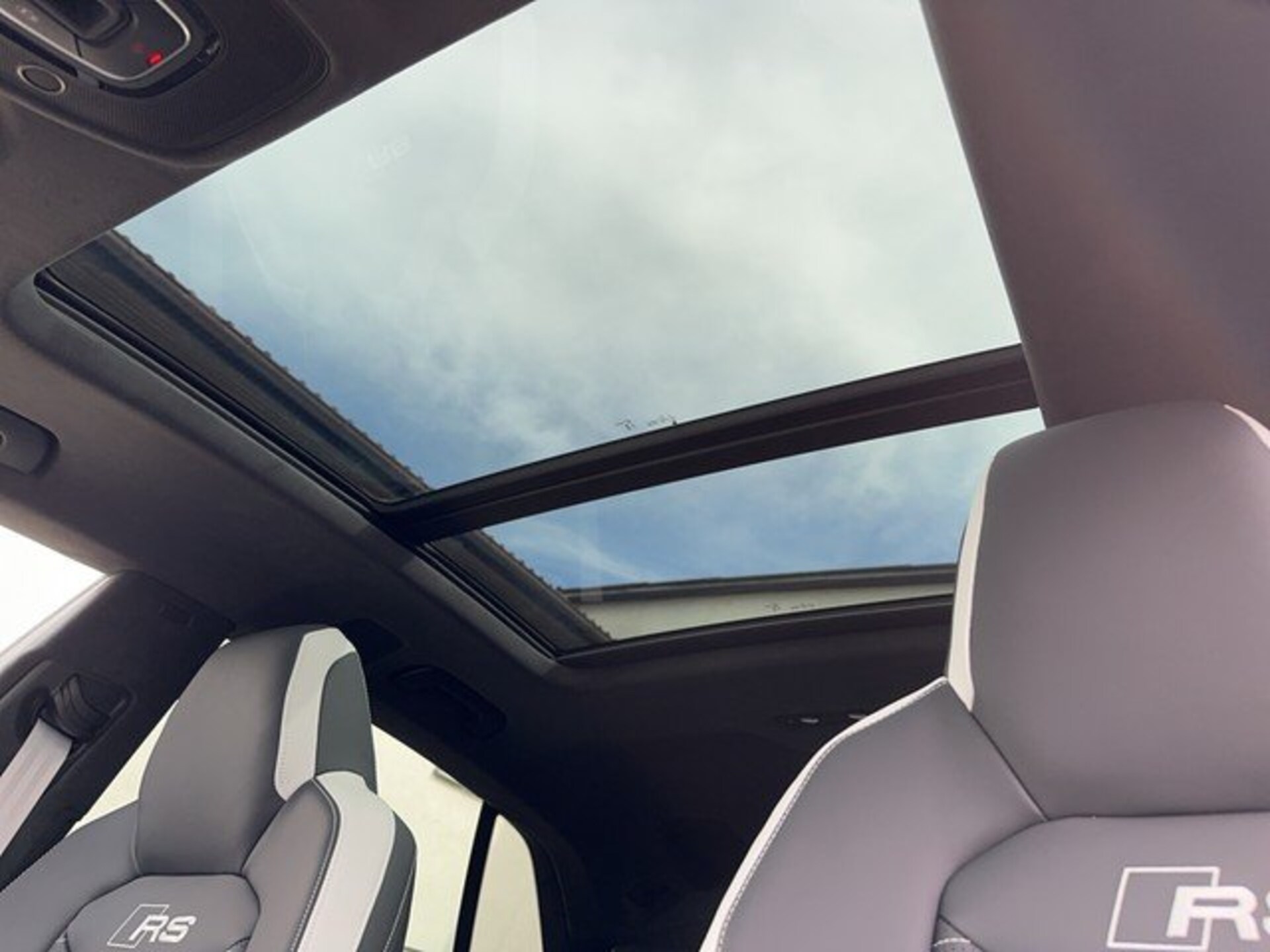 Audi RS Q8 SUV
