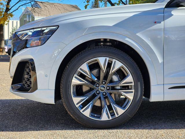 2026 Audi Q8 Premium Plus - Photo 9