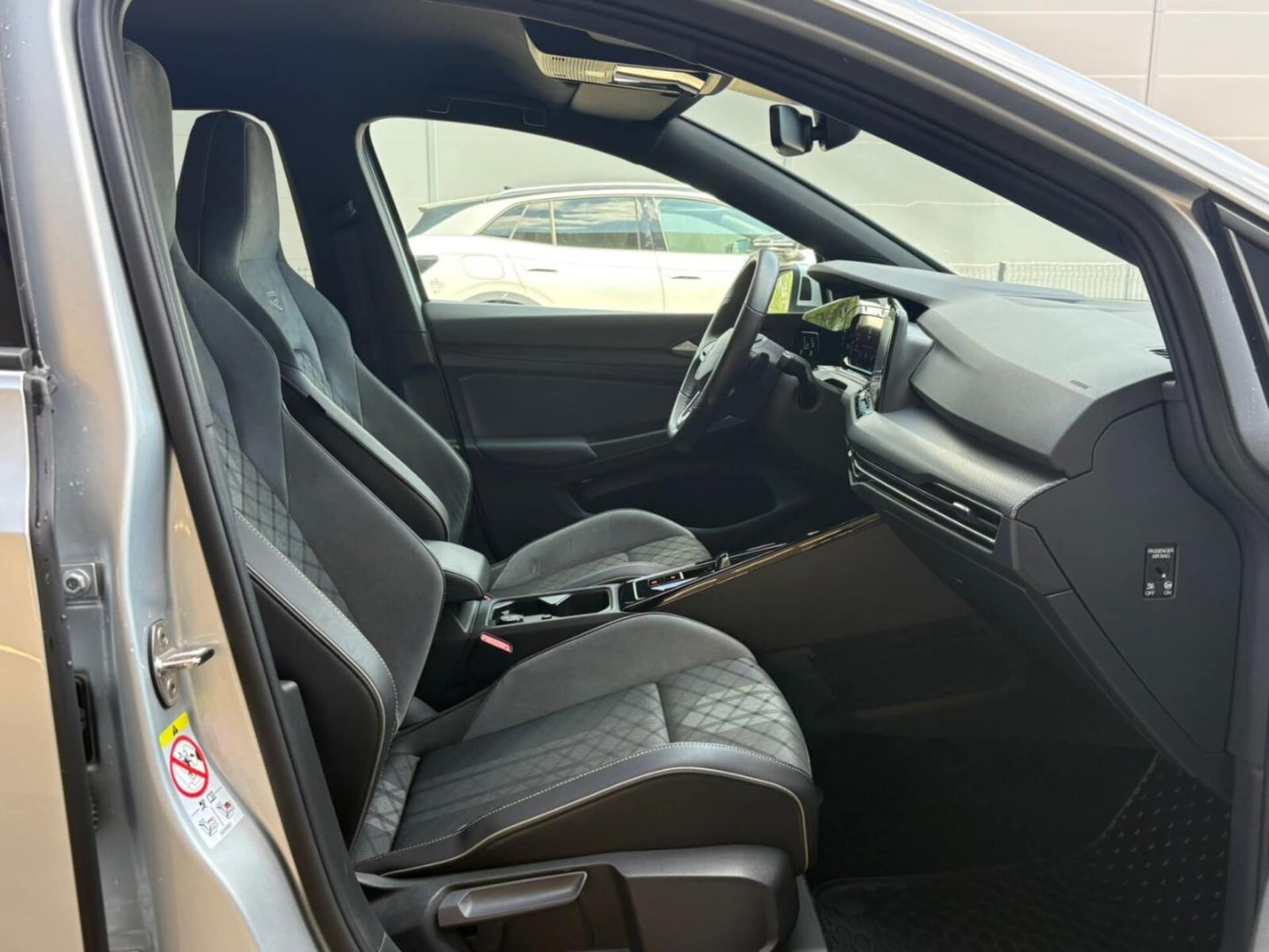Volkswagen Golf Variant R-Line