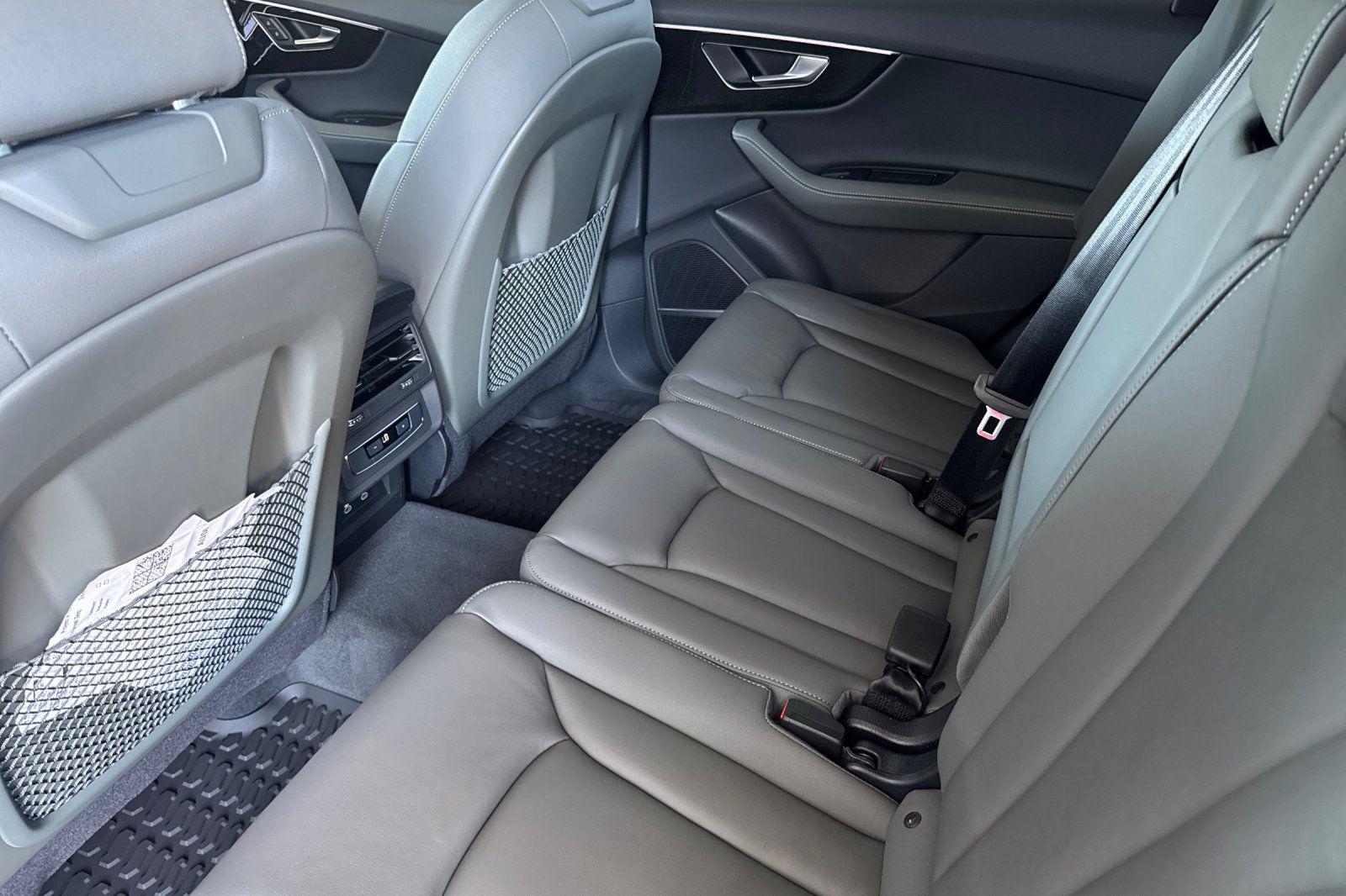 2025 Audi Q7 Premium Plus - Photo 11